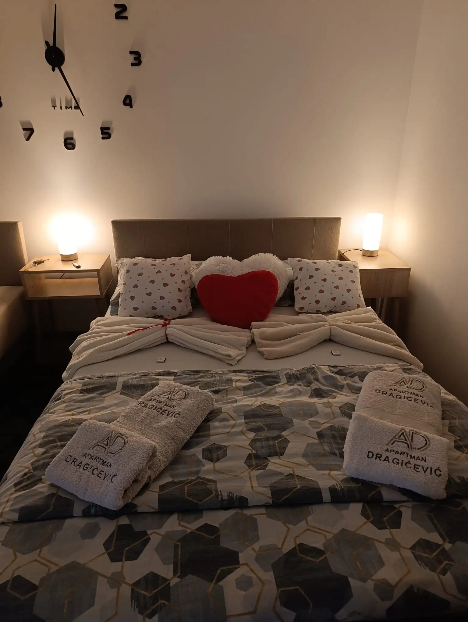 Apartman Dragićević - bedroom detail 2